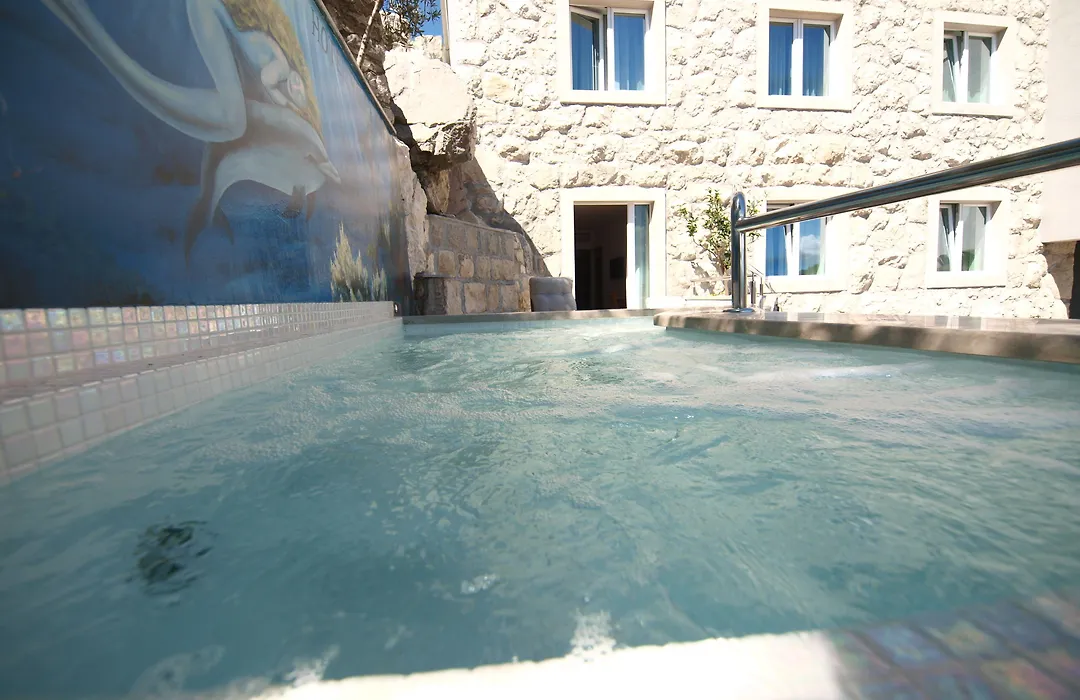 Hotel Villa Dvor (Adults Only)-1